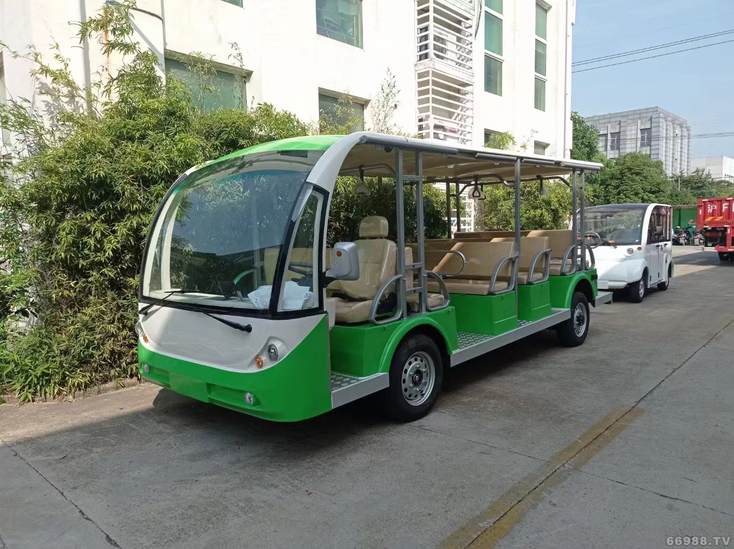 多座電動觀光游覽車，優(yōu)力德23座電瓶觀光車價(jià)格